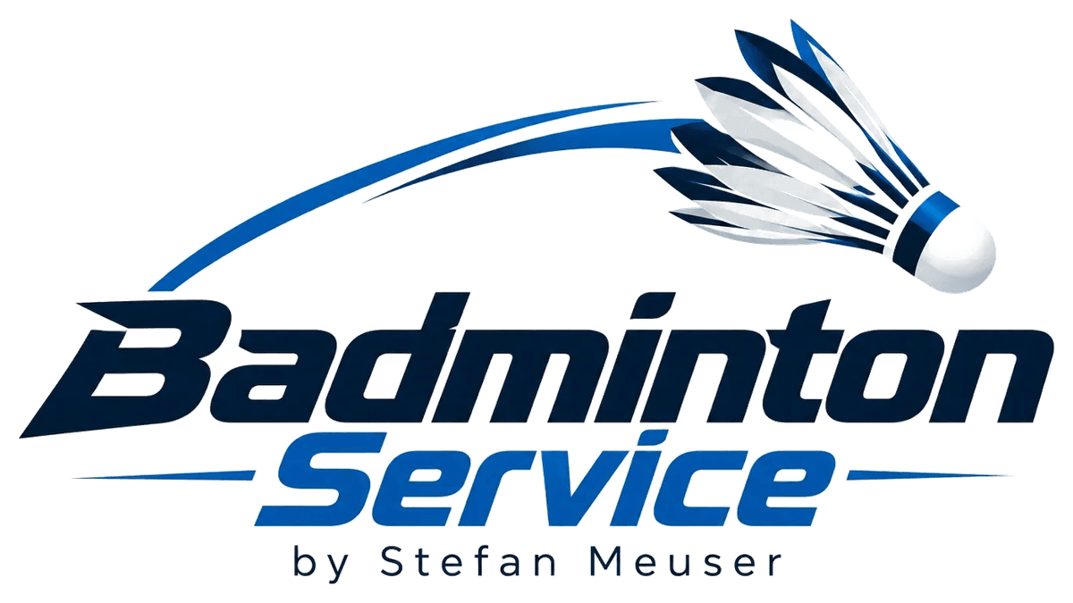 Badminton Service by Stefan Meuser